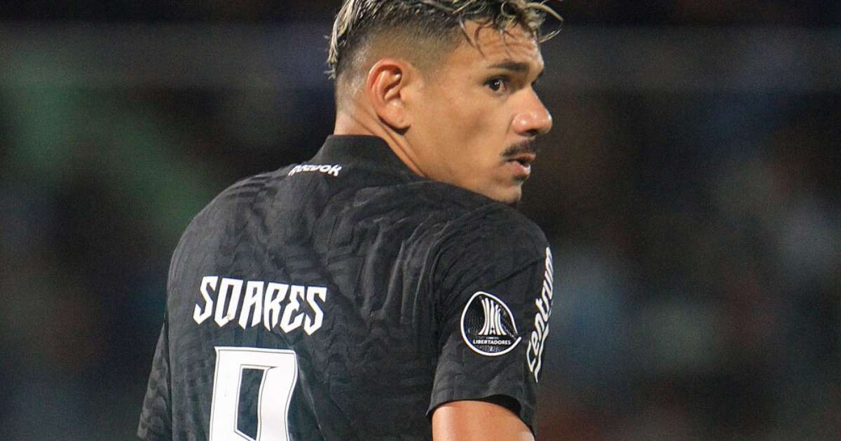 Botafogo enfrenta dificuldades para renovar contrato de Tiquinho Soares