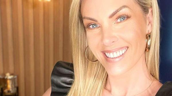 Koka Ana Hickmann Revela Que Mentia Sobre Sua Altura No In Cio Da