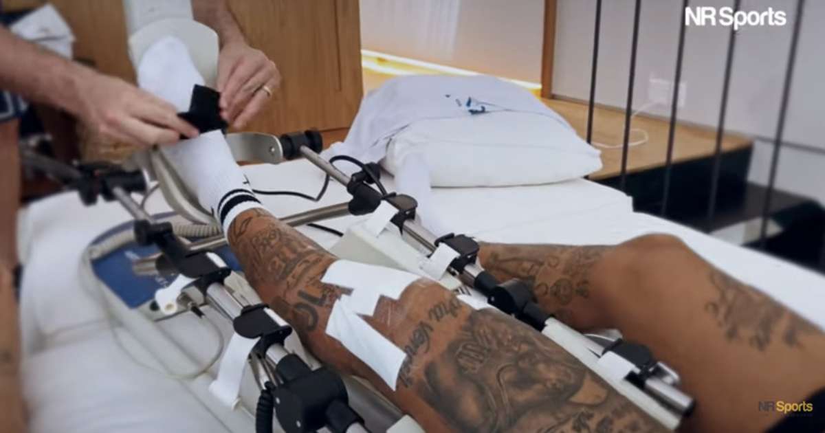 Koka Neymar compartilha vídeo de tratamento de recuperação após