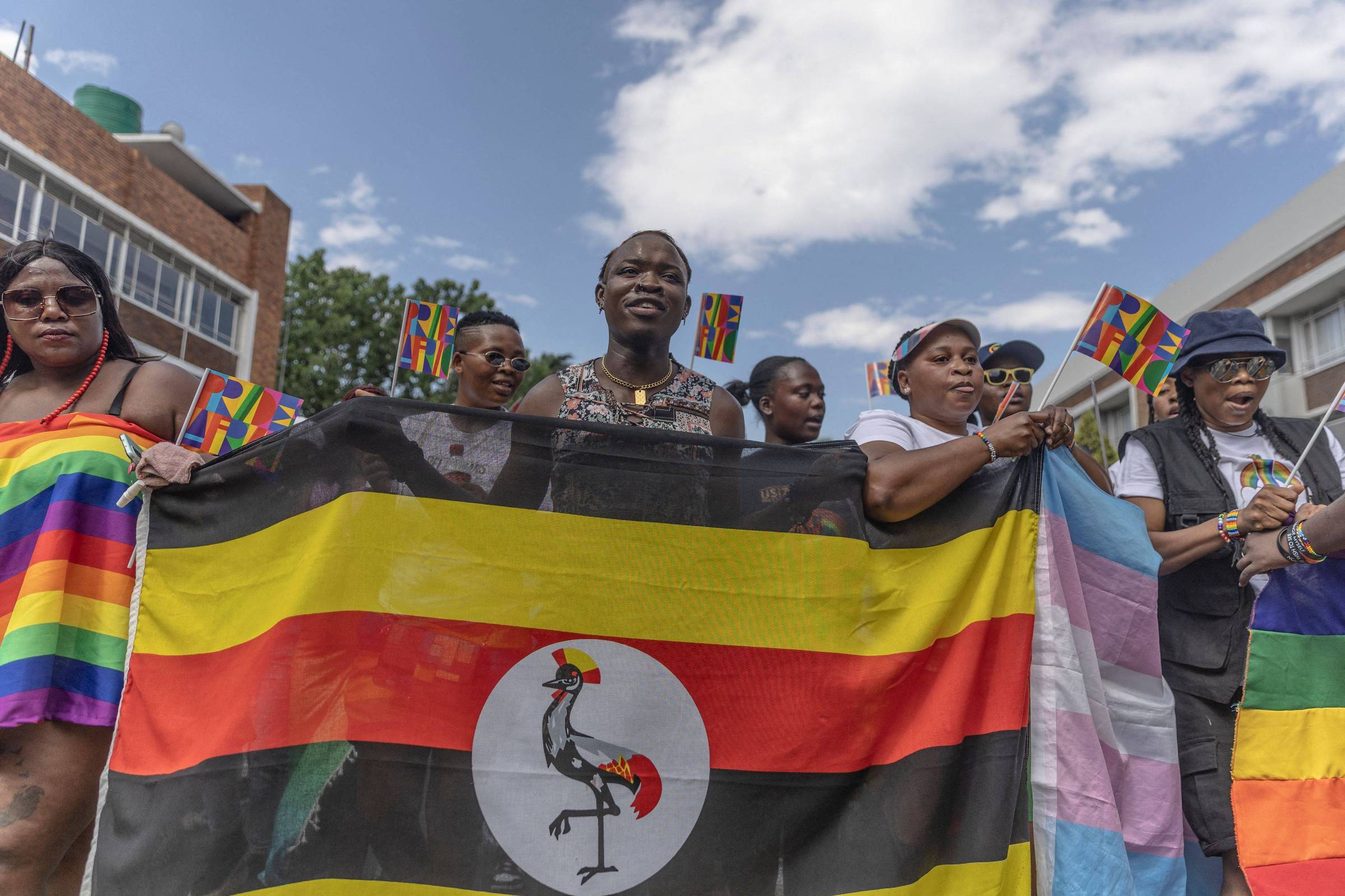 Koka Lei anti LGBTQIA em Uganda afeta negócios de turismo