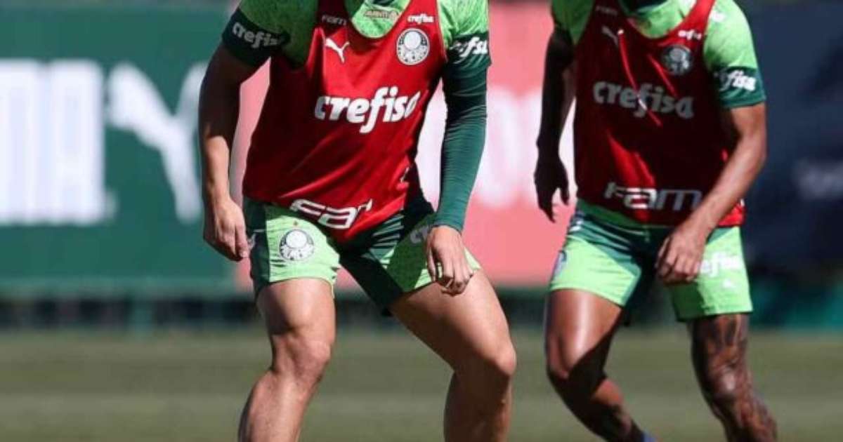 Raphael Veiga retorna ao time titular do Palmeiras na Libertadores