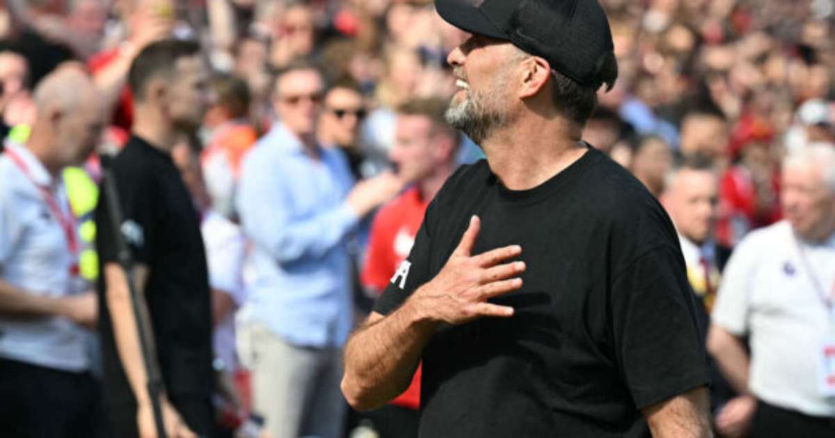 Jürgen Klopp se despede do Liverpool com vitória emocionante
