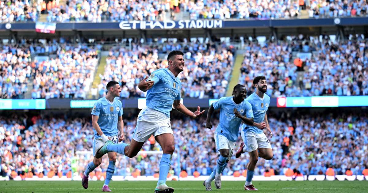 Manchester City conquista o tetracampeonato da Premier League
