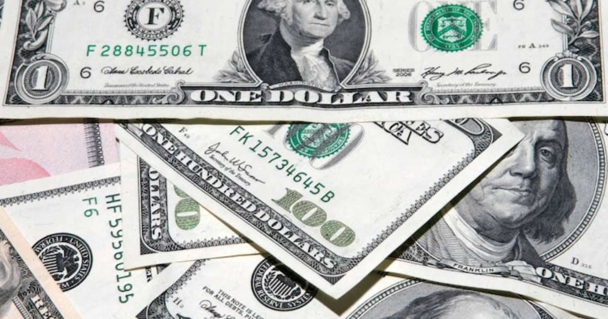 Real tem a 5ª maior desvalorização em relação ao dólar no ano