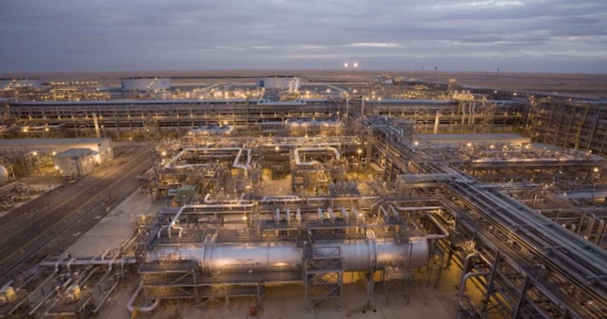 Arábia Saudita anuncia descoberta de sete depósitos de petróleo e gás