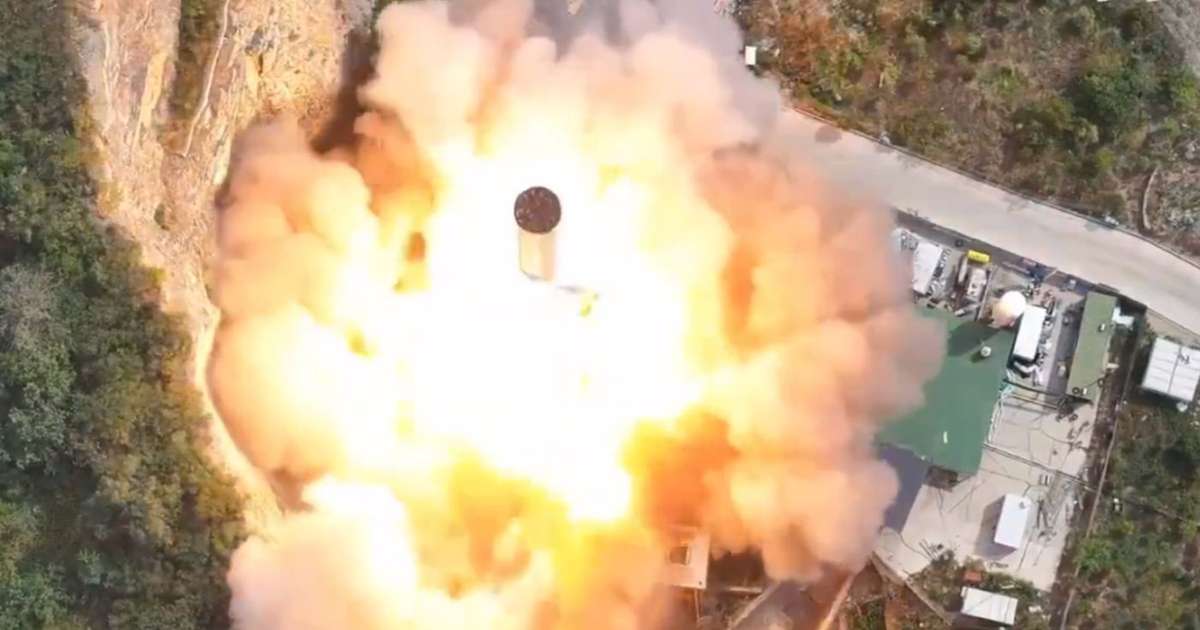 Foguete chinês Tianlong-3 explode após decolagem acidental