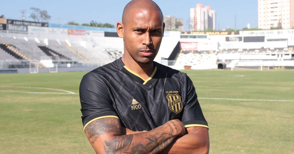 Koka Lateral Esquerdo Gabriel Silva Rescinde Contrato Com A Ponte Preta