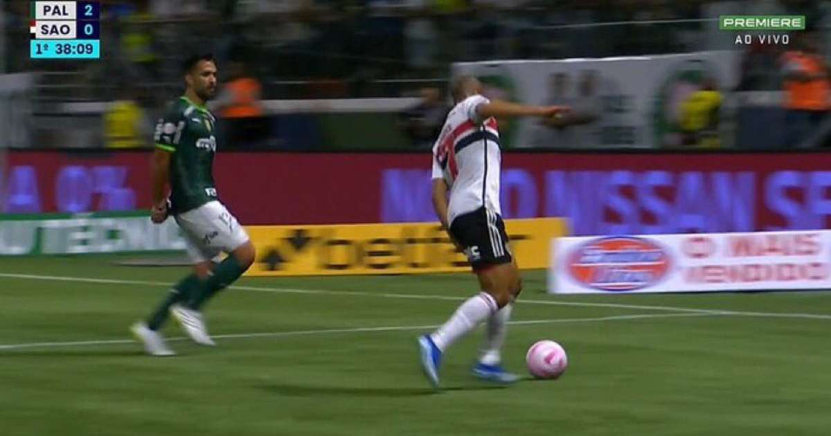 Enxadrista 'provavelmente' trapaceou em mais 100 jogos