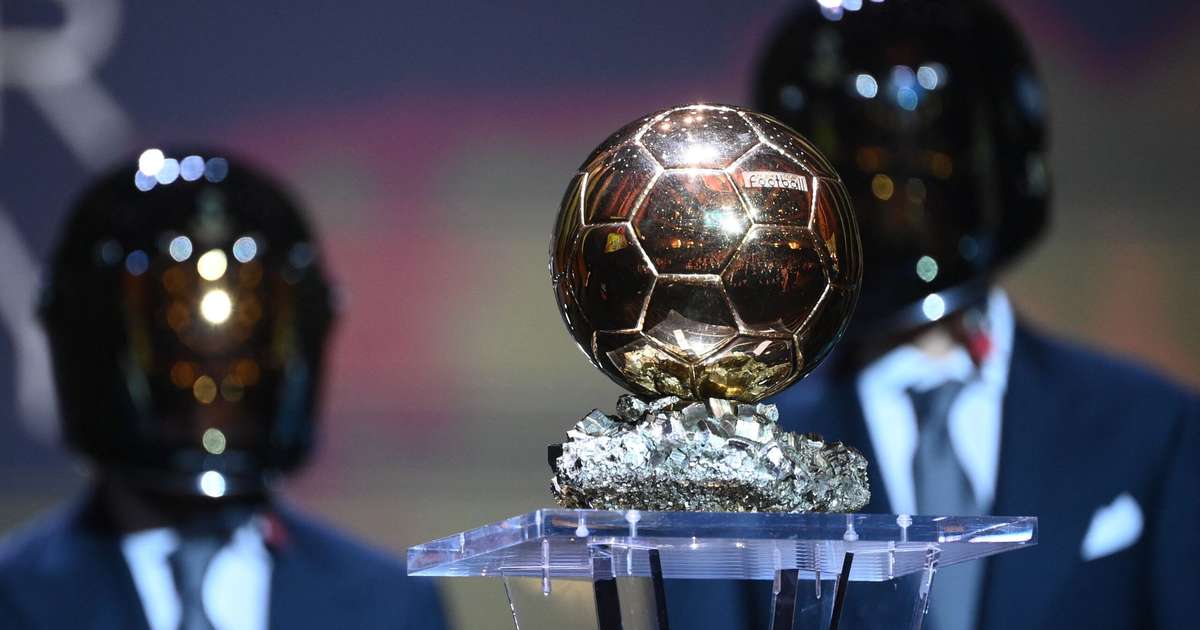 Campeonato Inglês terá rodada com bola dourada neste sábado