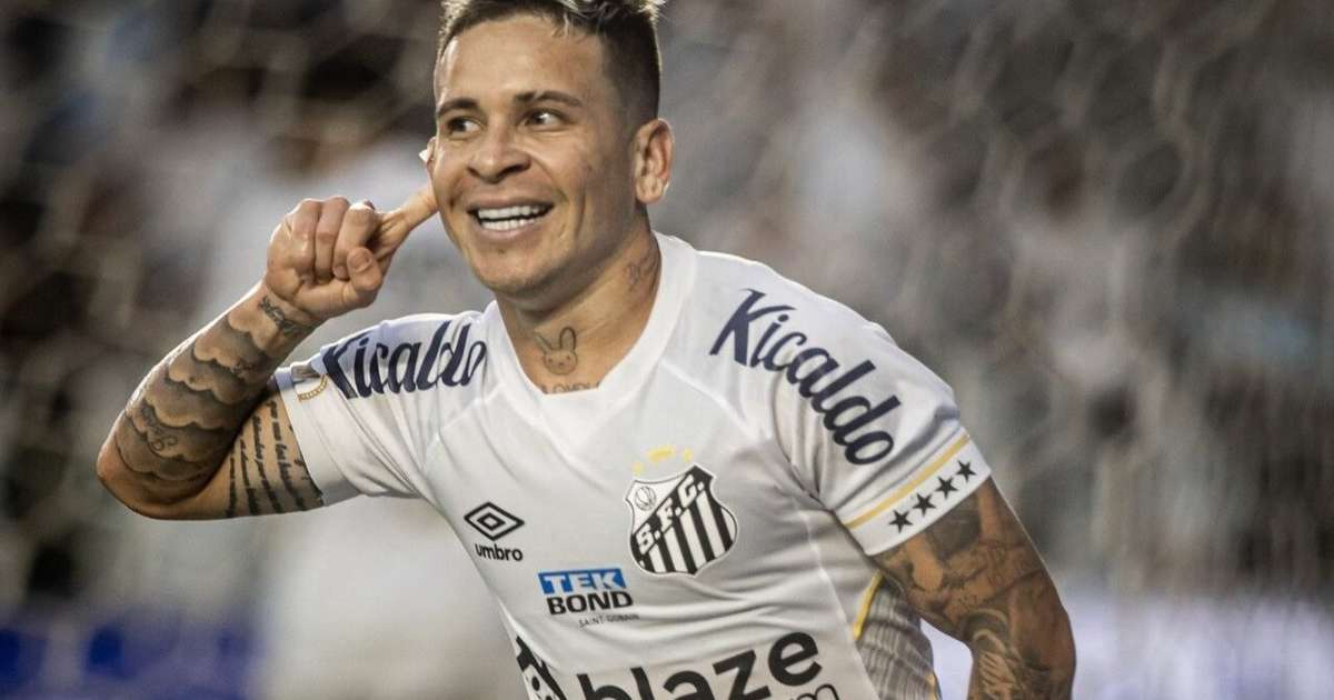 Santos tem 9 desfalques para jogo decisivo contra o Goiás, pelo Brasileirão