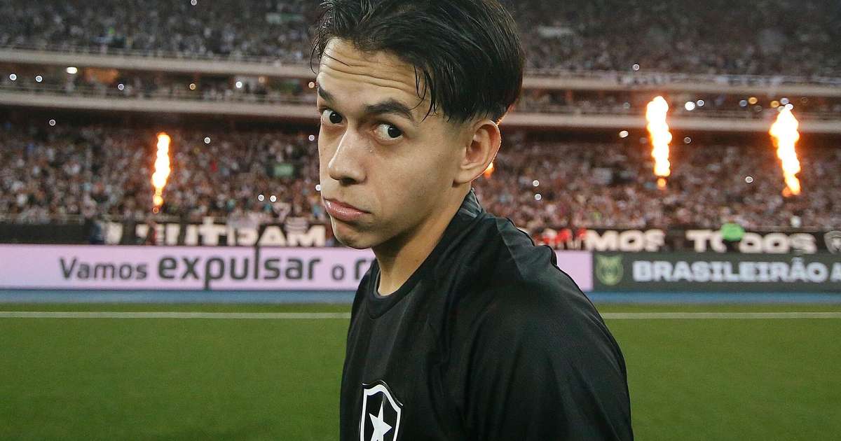 Elvis quebra jejum de nove meses sem gol, Ponte volta a vencer após 10 jogos  e deixa degola da Série B, ponte preta