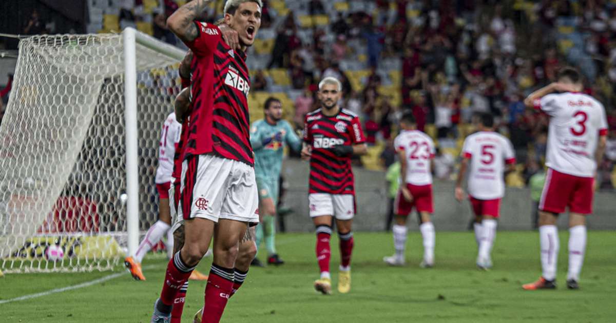 Flamengo enfrenta o Red Bull Bragantino visando topo da tabela