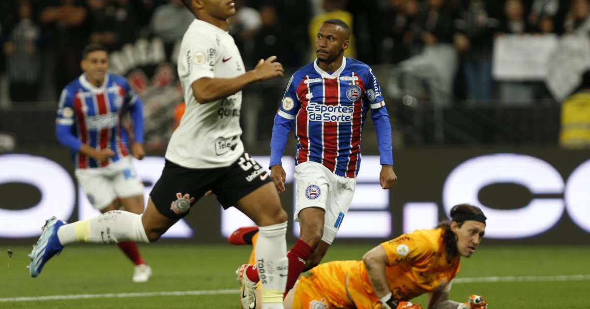 Koka - Léo Jardim é o único jogador do Vasco a participar de todos os jogos  do Campeonato Brasileiro