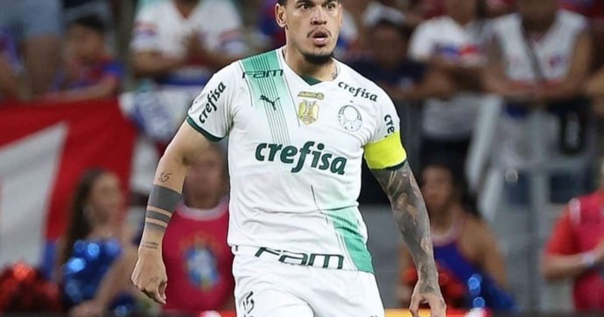 Com um a menos, Palmeiras empata com o Fortaleza e é líder do Brasileirão