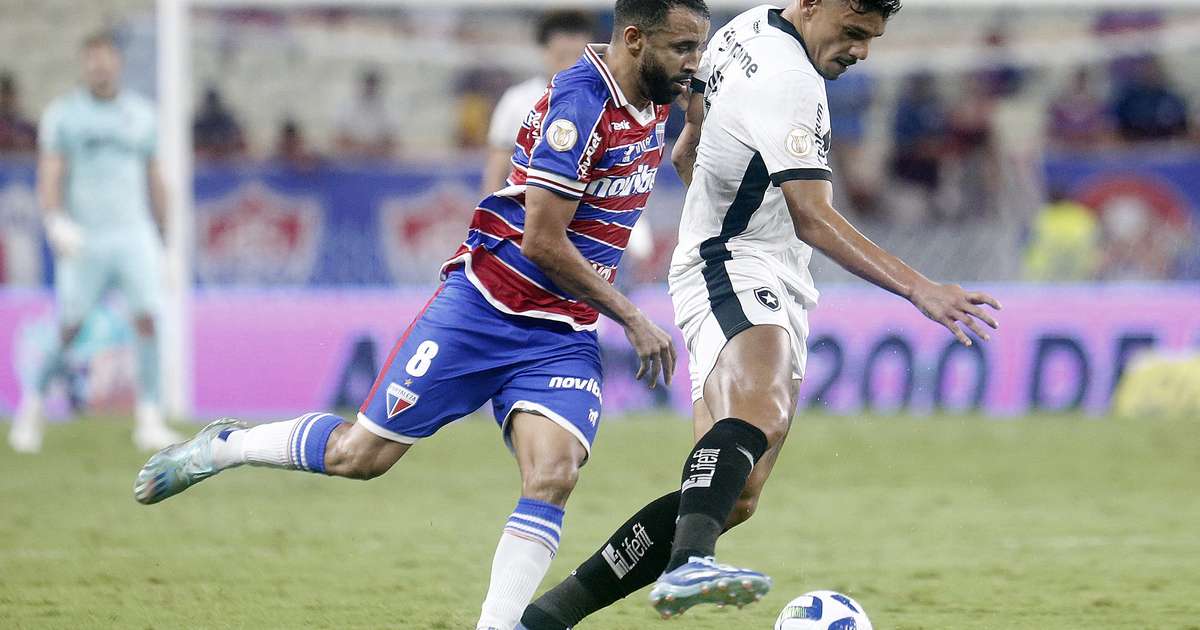 Fortaleza empata com Botafogo e mantém Palmeiras na liderança do  Brasileirão