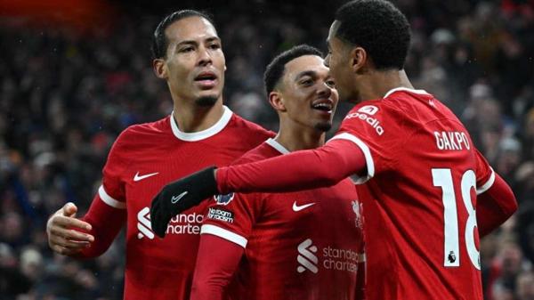 Em jogo de seis gols, Manchester City e Tottenham empatam pela Premier  League