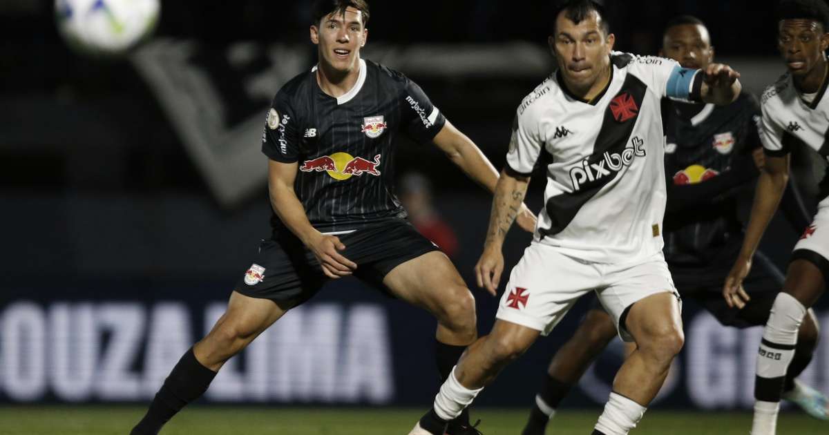 Koka - Léo Jardim é o único jogador do Vasco a participar de todos os jogos  do Campeonato Brasileiro