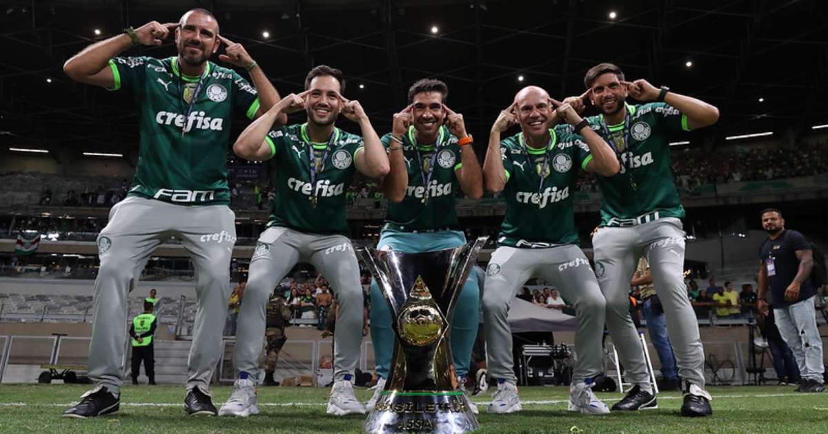 Após reação no 2º Turno, Palmeiras celebra a conquista do Campeonato  Brasileiro 2023 - Goianão Esportes