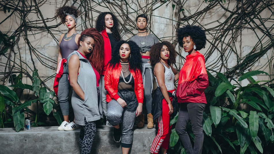Rimas & Melodias: O Movimento de Empoderamento Feminino na Música Brasileira